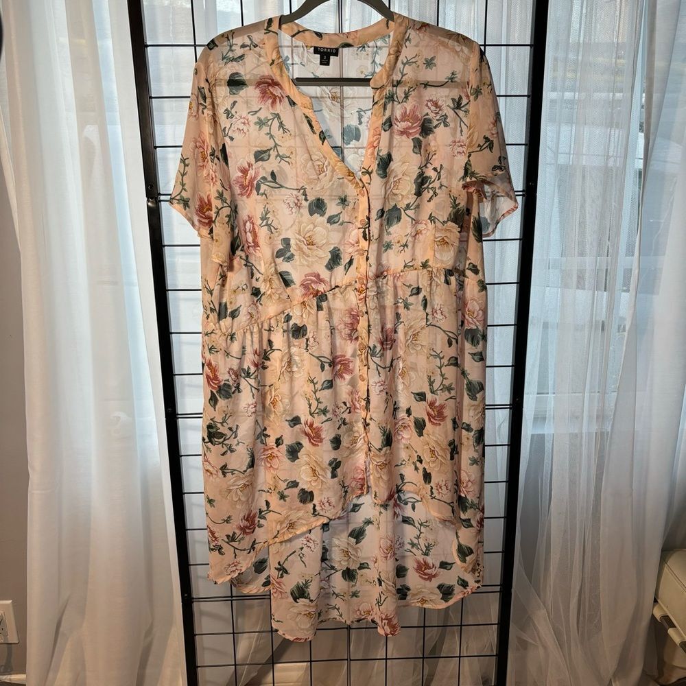torrid Pink Floral Button-Down Short Sleeve Tunic